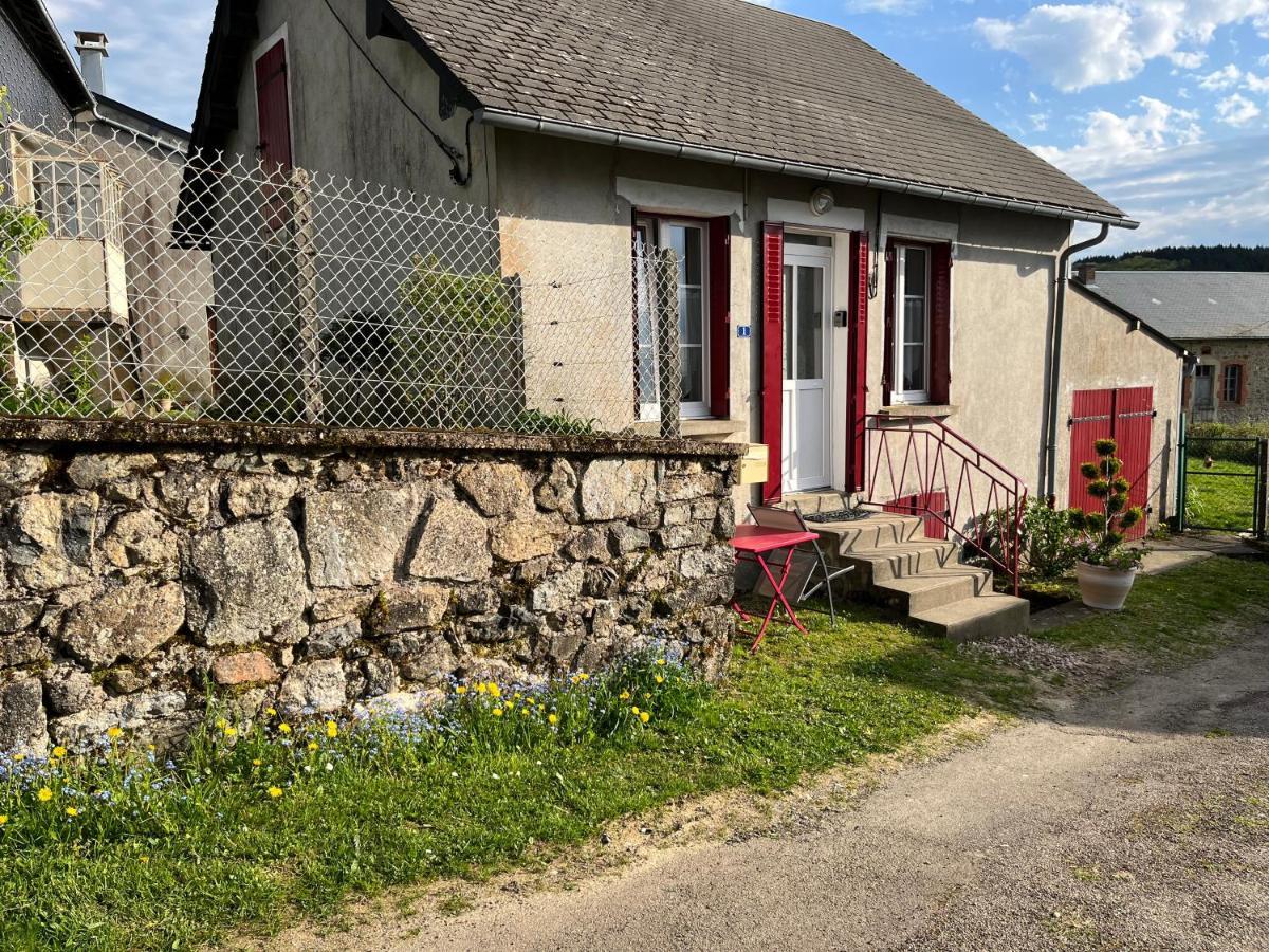 Maison Au Coeur Du Morvan Arleuf Exterior photo